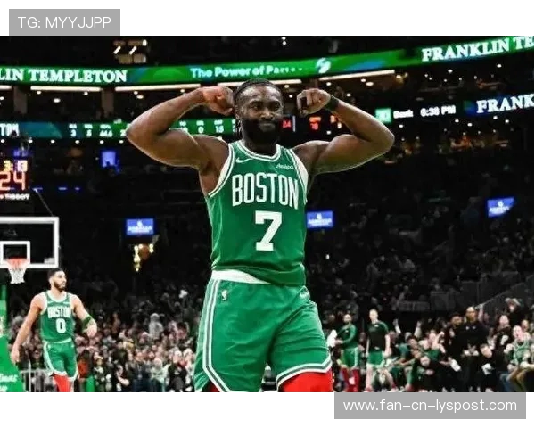 杰伦·布朗26分钟疯狂表现：35+5+5，赛场直授本场MVP的最佳荣誉