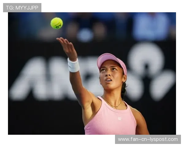 萨巴伦卡训练画面曝光，击球力量十足